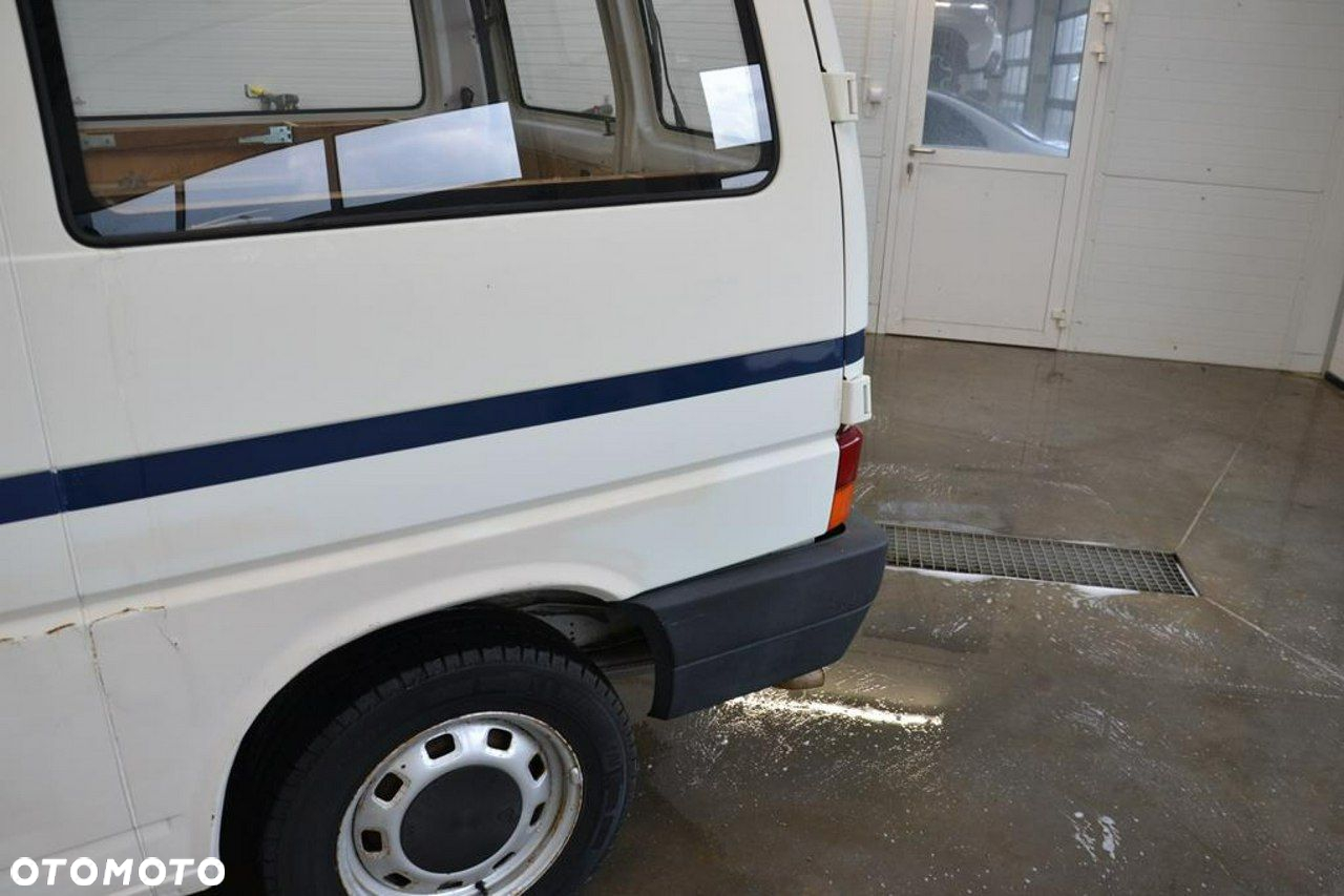 Volkswagen Transporter - 9