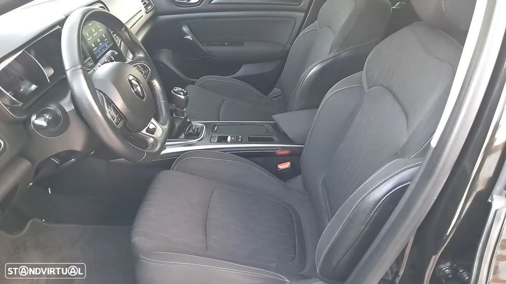 Renault Mégane 1.5 Blue dCi Limited - 26