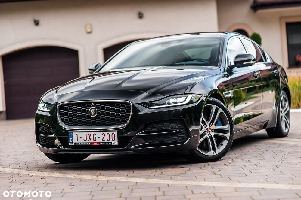 Jaguar Xe 2021 photo 2