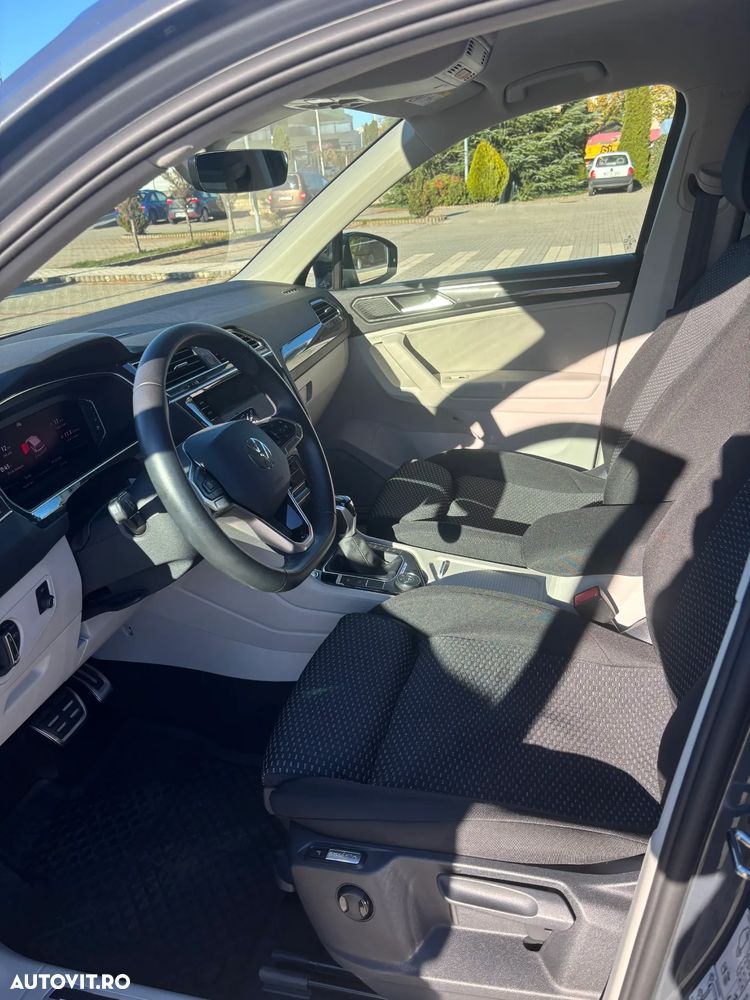 Volkswagen Tiguan 2.0 TDI SCR DSG 4Motion Elegance - 17
