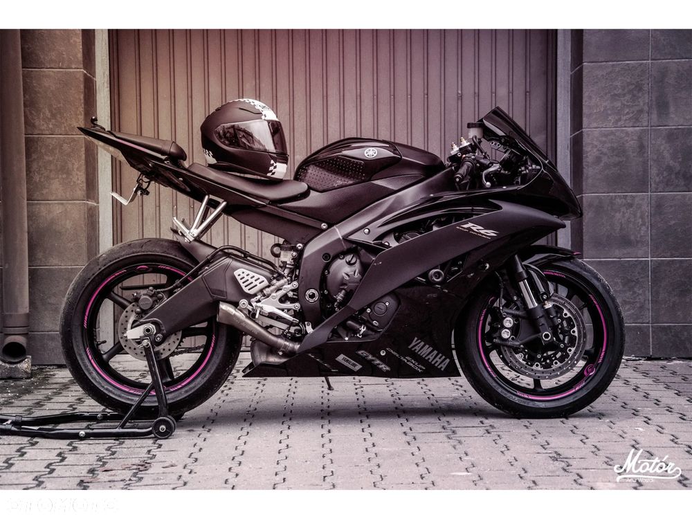 Yamaha R6 - 1