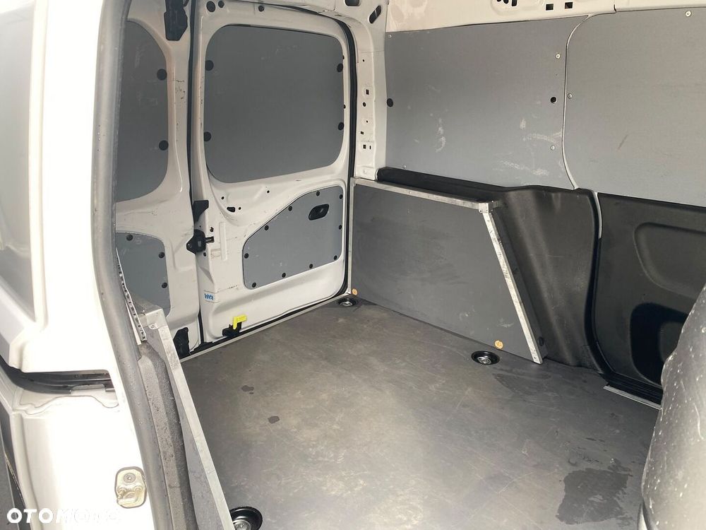 Toyota PROACE CITY - 25