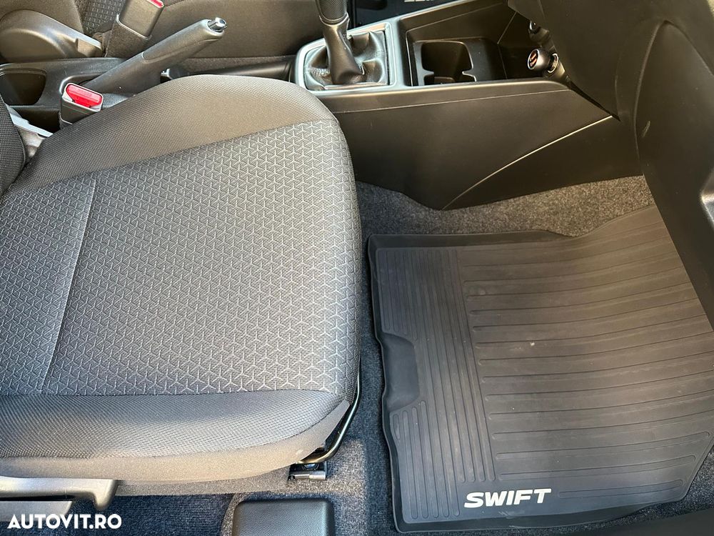 Suzuki Swift 1.2 Dualjet 12V AllGrip MHEV Spirit - 11