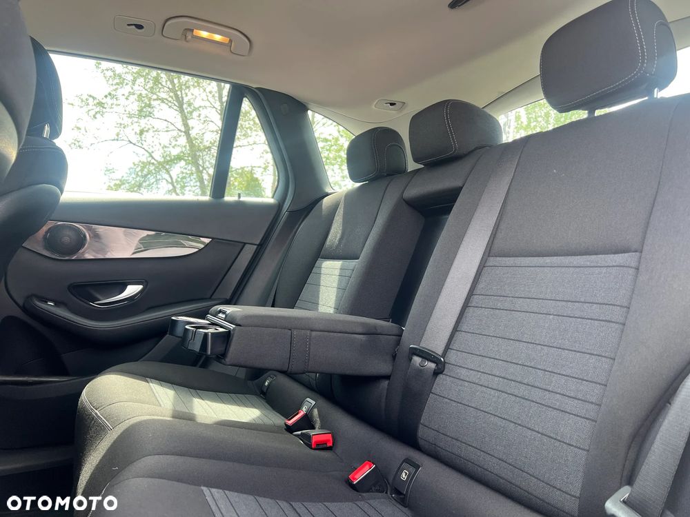 Mercedes-Benz GLC 250 4Matic 9G-TRONIC - 31