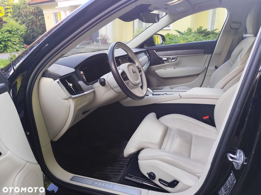 Volvo S90 B5 D AWD Ultimate Dark - 8