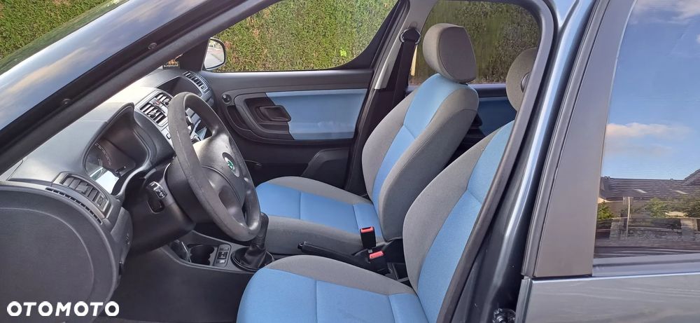 Skoda Roomster 1.2 Fresh - 9