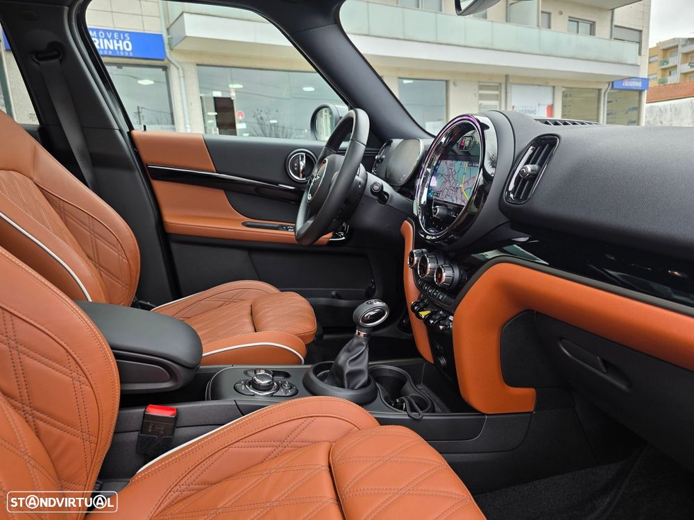 MINI Countryman Cooper SE ALL4 Auto - 28