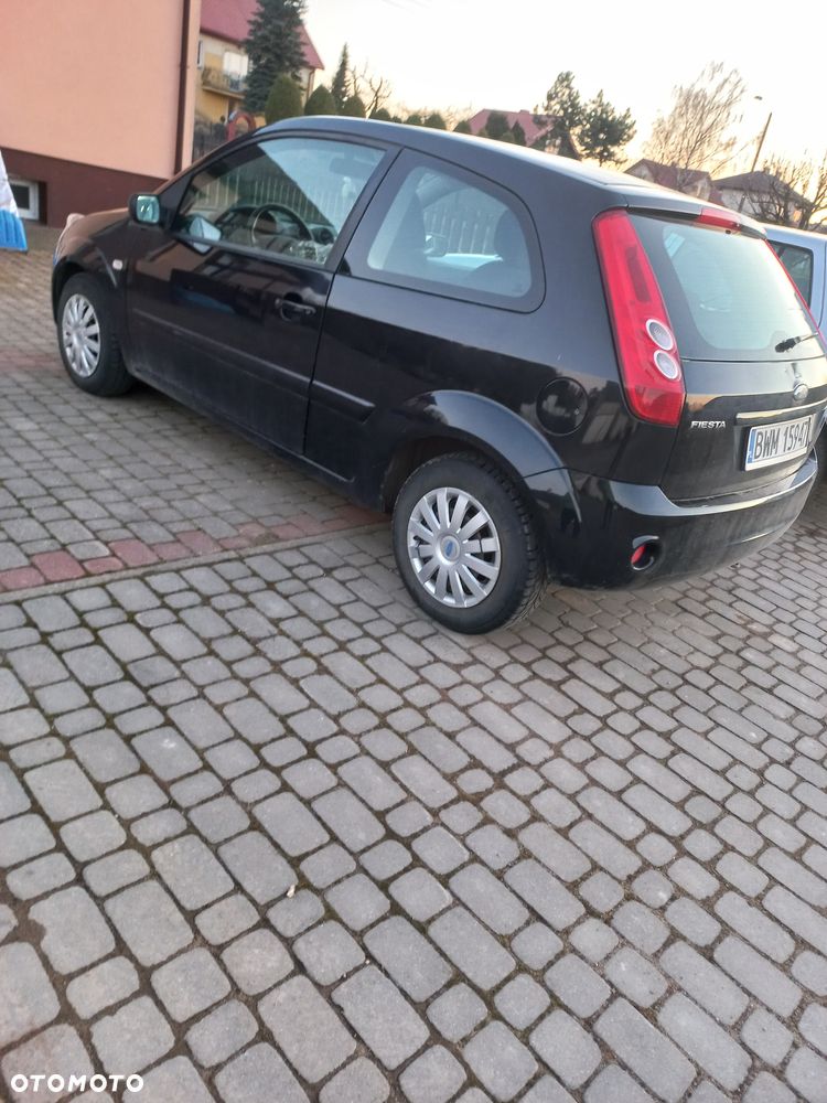 Ford Fiesta - 4