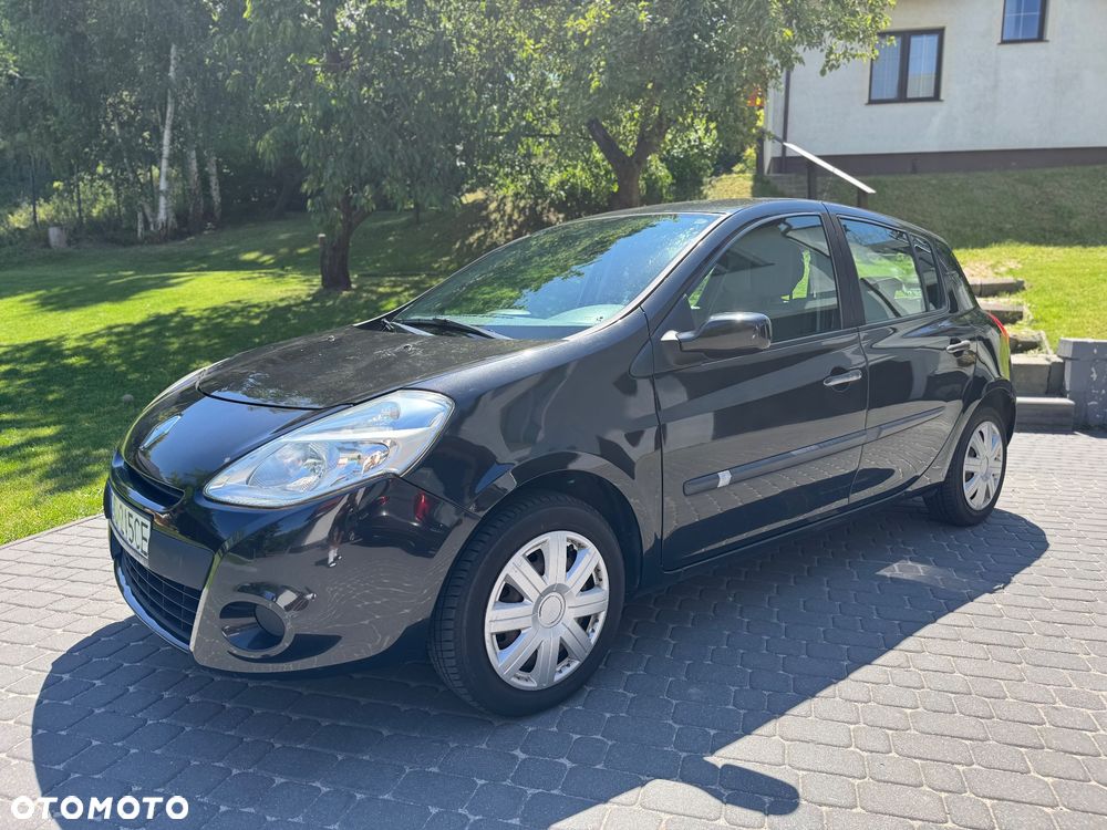 Renault Clio - 1