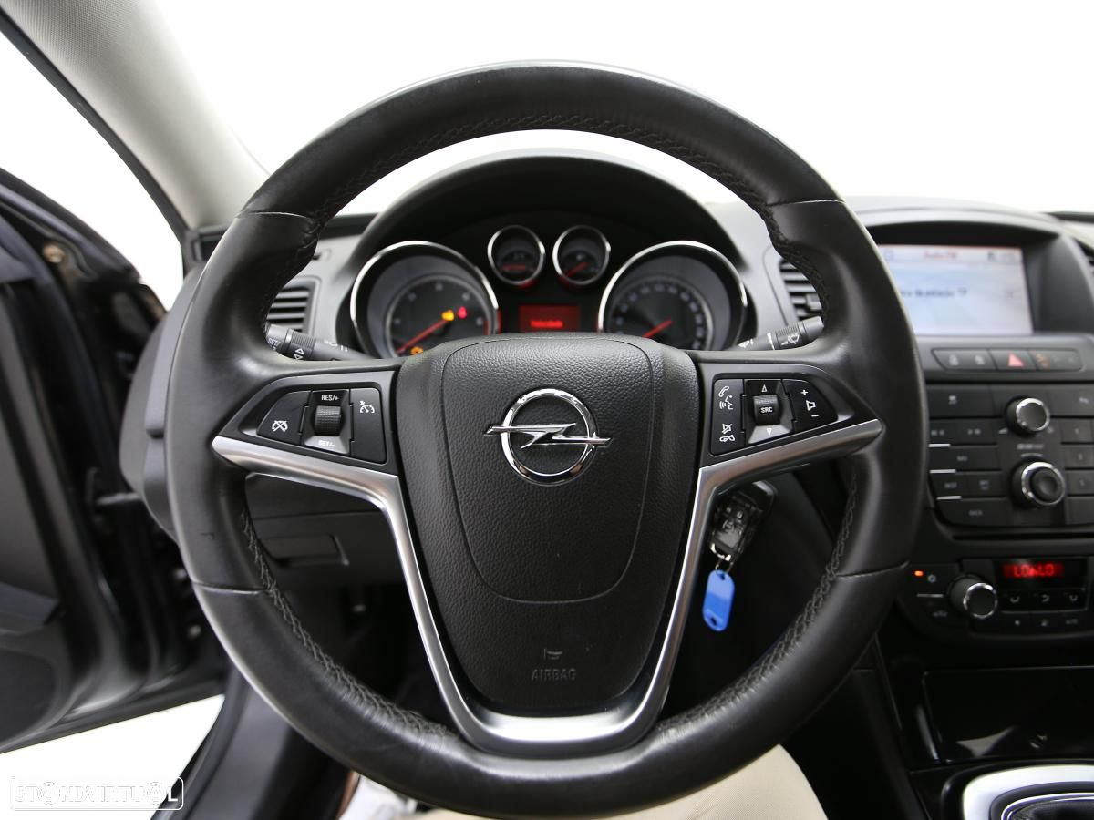 Opel Insignia - 18
