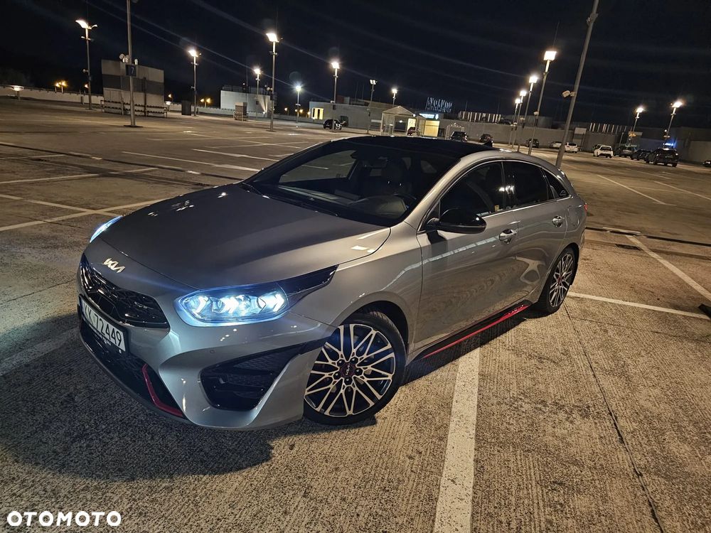 Kia ProCeed 1.6 T-GDI GT DCT - 17