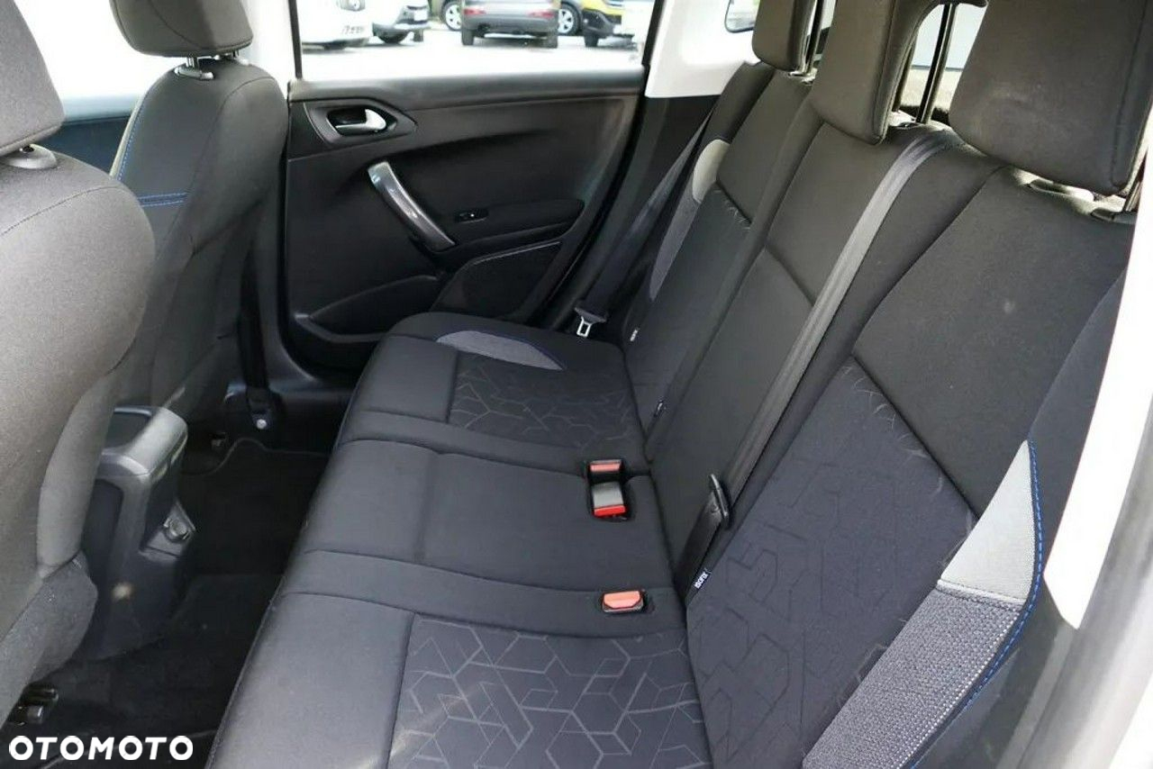 Peugeot 2008 1.2 Pure Tech GPF Allure S&S - 26