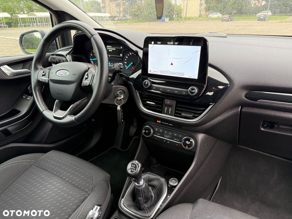 Ford Fiesta 1.0 EcoBoost S&S TITANIUM - 16