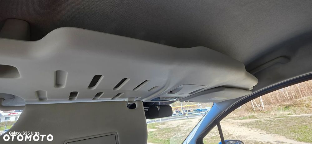 Ford Tourneo Courier 1.0 EcoBoost Ambiente - 3