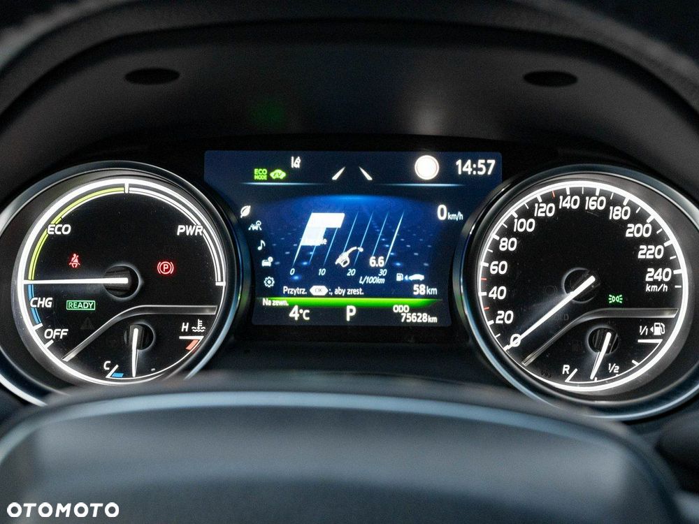Toyota Camry - 14