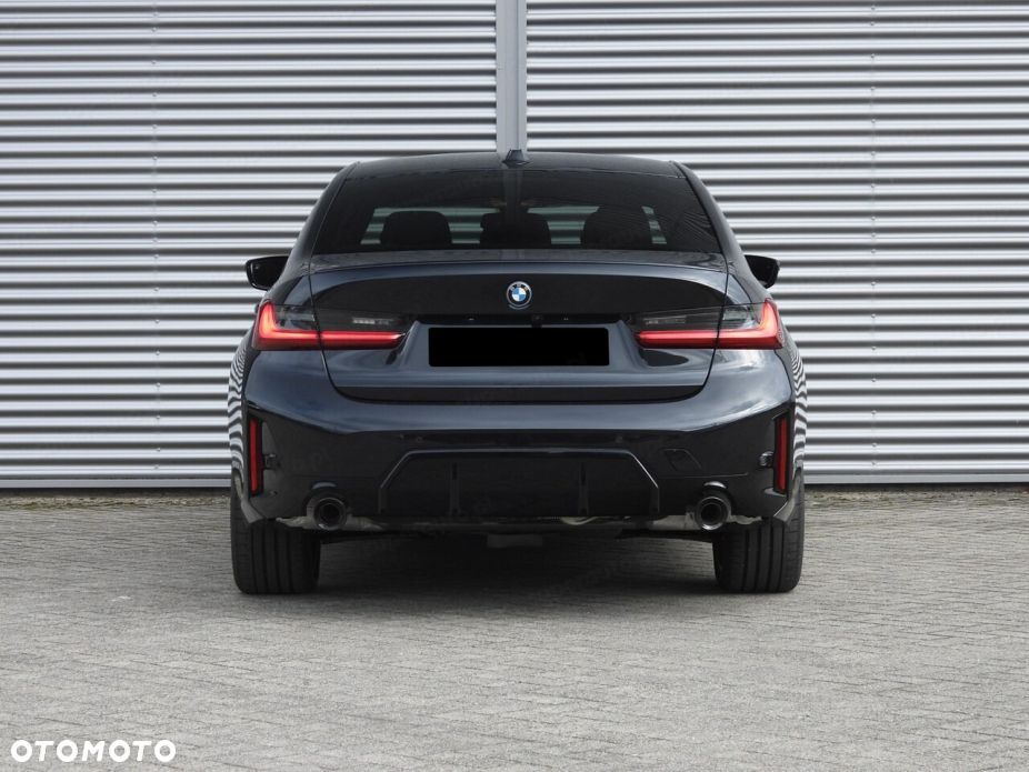BMW Seria 3 330i xDrive M Sport sport - 5