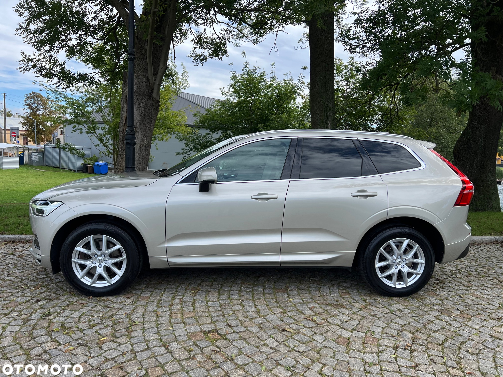 Volvo XC 60 D4 AWD Geartronic Momentum - 10