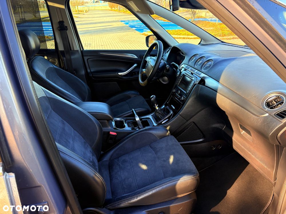 Ford S-Max 2.0 TDCi DPF Titanium - 6