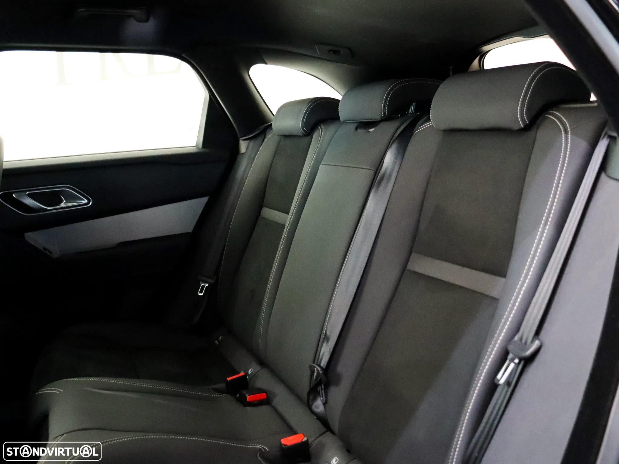 Land Rover Range Rover Velar 2.0 D R-Dynamic SE - 12