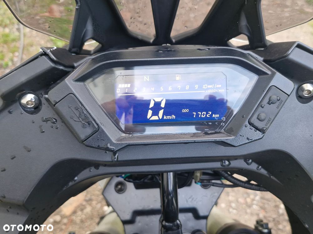 VOGE 300GY RALLY - 8