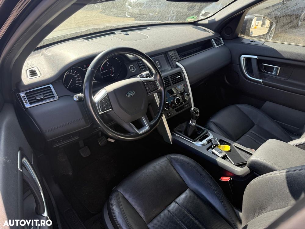 Land Rover Discovery Sport - 10