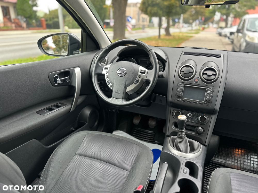 Nissan Qashqai - 14