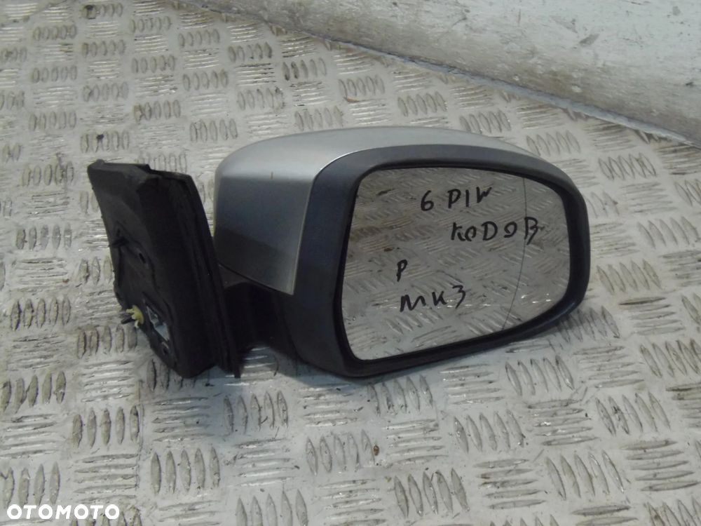 LUSTERKO PRAWE FORD FOCUS MK3 KOD OB 6PIN - 1