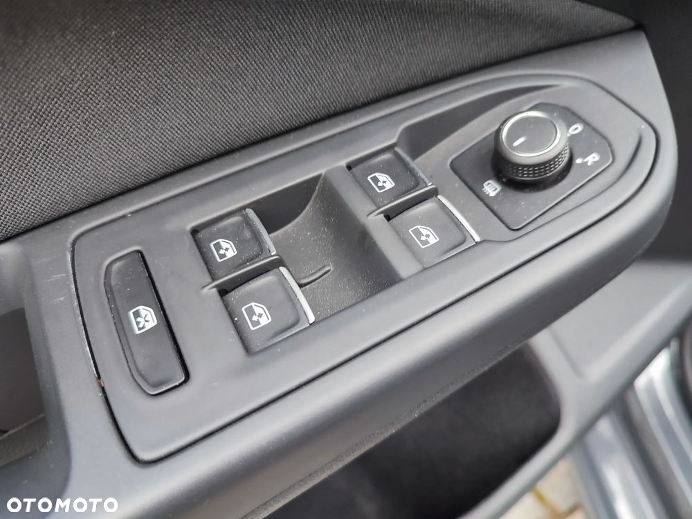 Volkswagen Golf 1.5 TSI EVO Life - 18