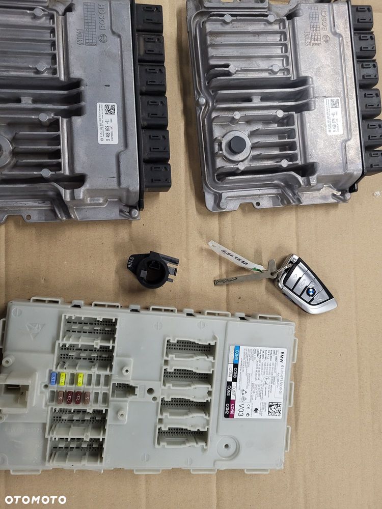 Komputer Sterownik Silnika bmw m5 f90 G30 m8 f92 f93 4.4 v8 600km - 5