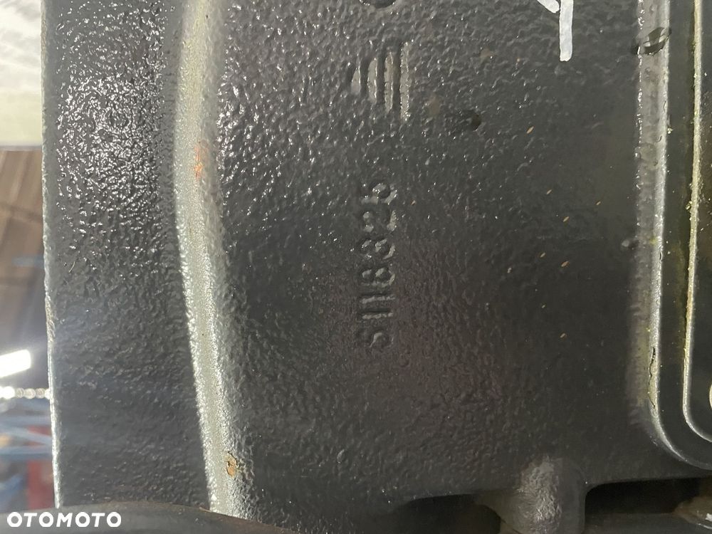 Case Fiat New Holland - wałek 5125062 - 1