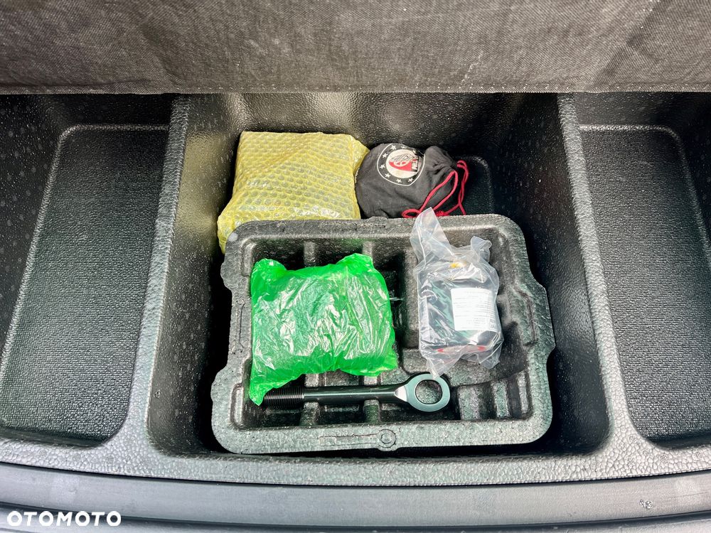 Hyundai ix35 1.6 2WD Fifa World Cup Edition - 27