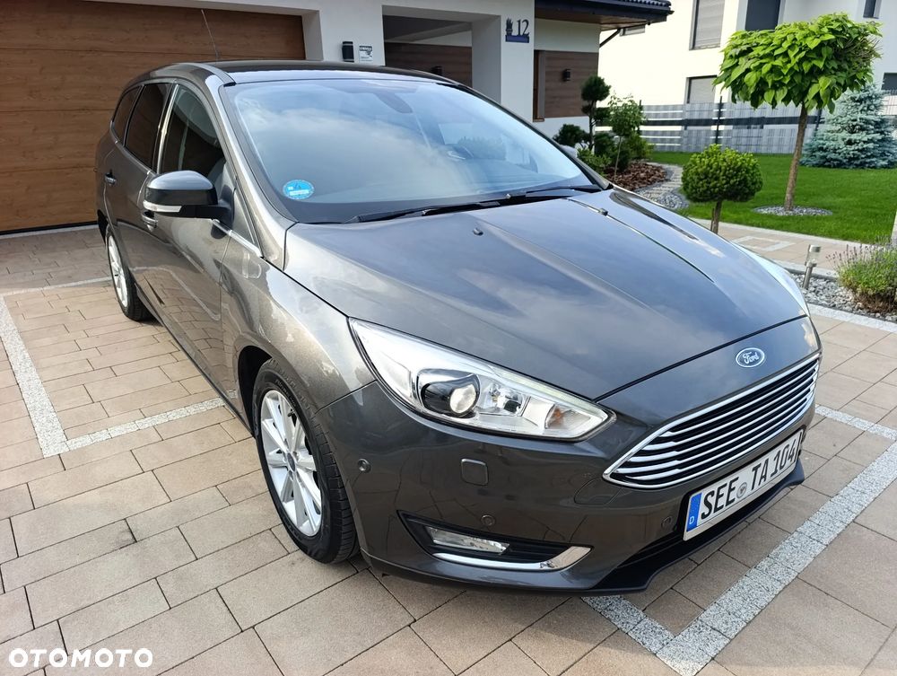 Ford Focus 1.0 EcoBoost Titanium - 23