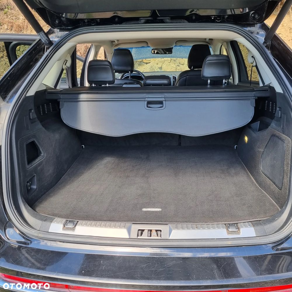 Ford Edge - 12