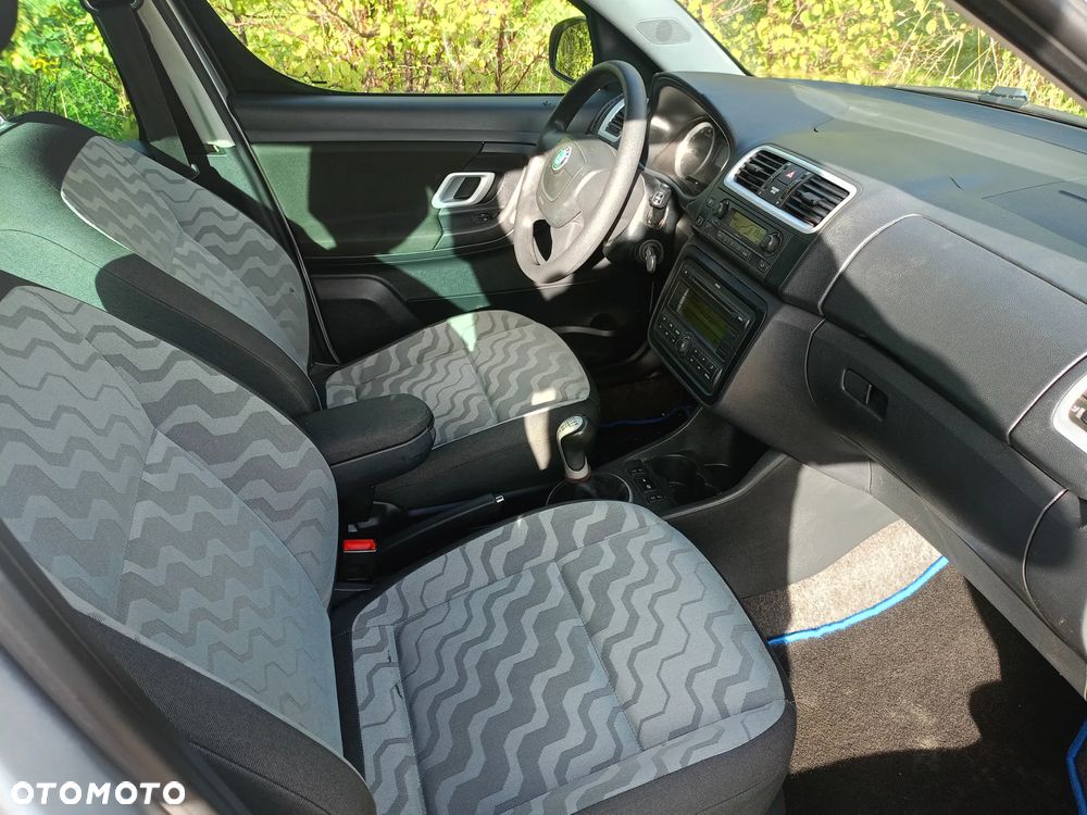 Skoda Roomster 1.4 16V Ambition - 10