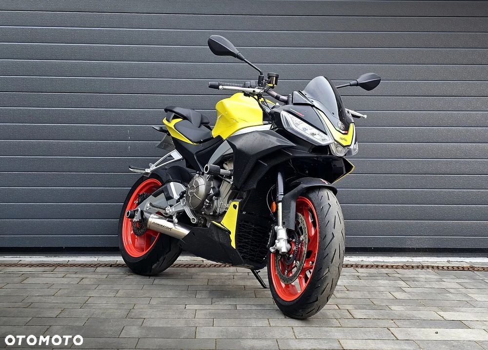 Aprilia Tuono - 4