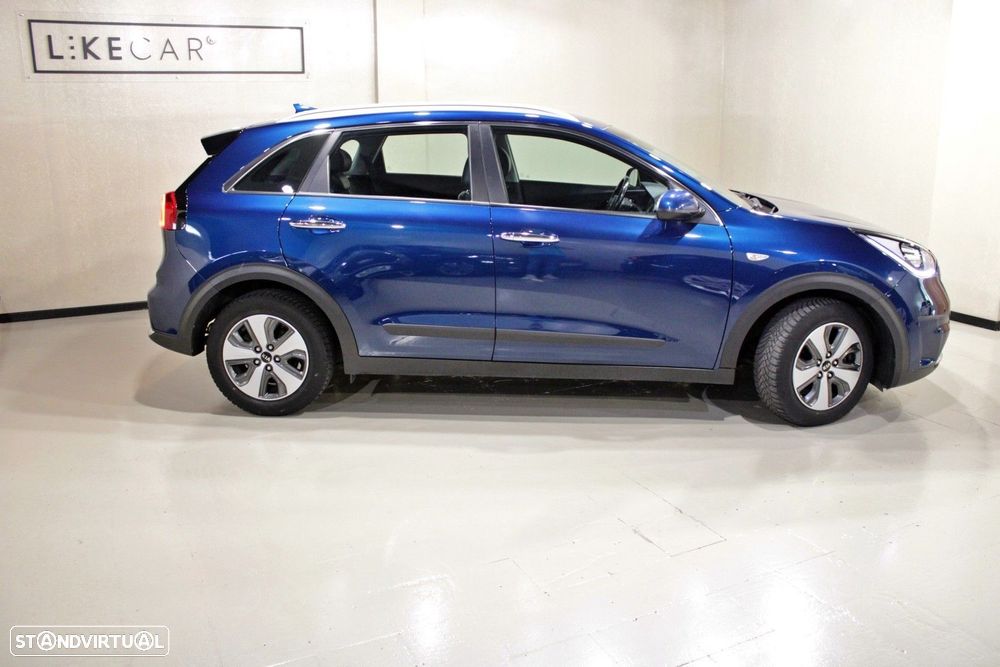 Kia Niro 1.6 GDi HEV Urban - 11