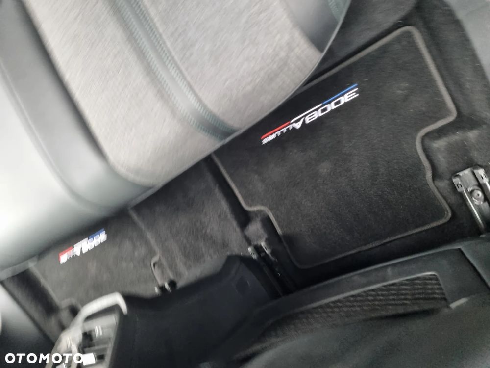 Peugeot 3008 1.2 PureTech Allure S&S EAT6 - 20