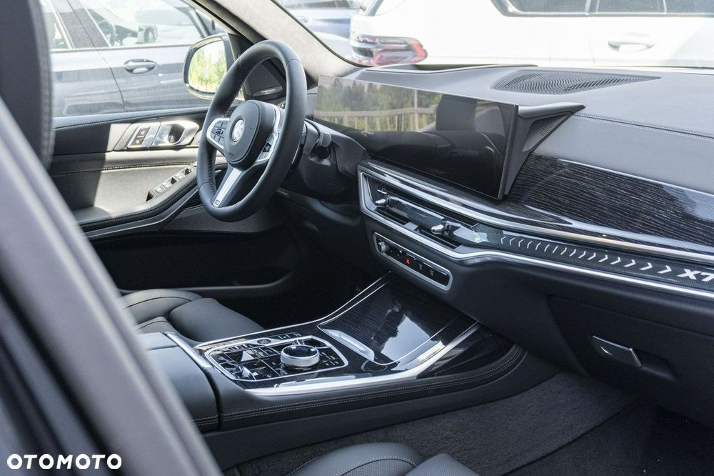 BMW X7 - 22