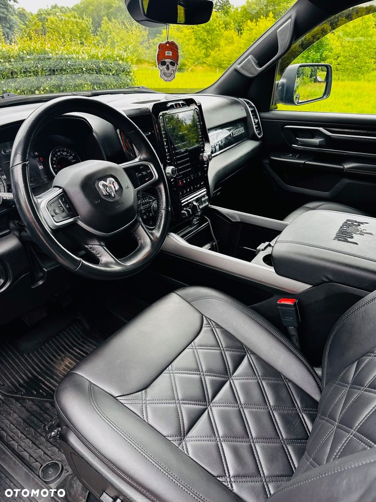 RAM 1500 5.7 Quad Cab Longbed Bighorn Black - 8