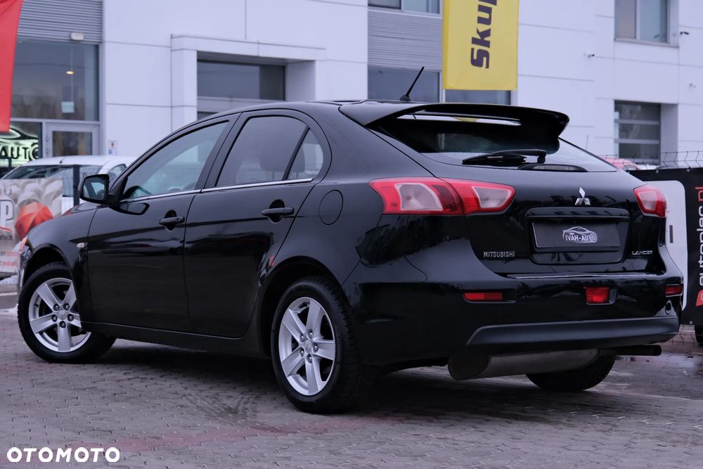 Mitsubishi Lancer - 6