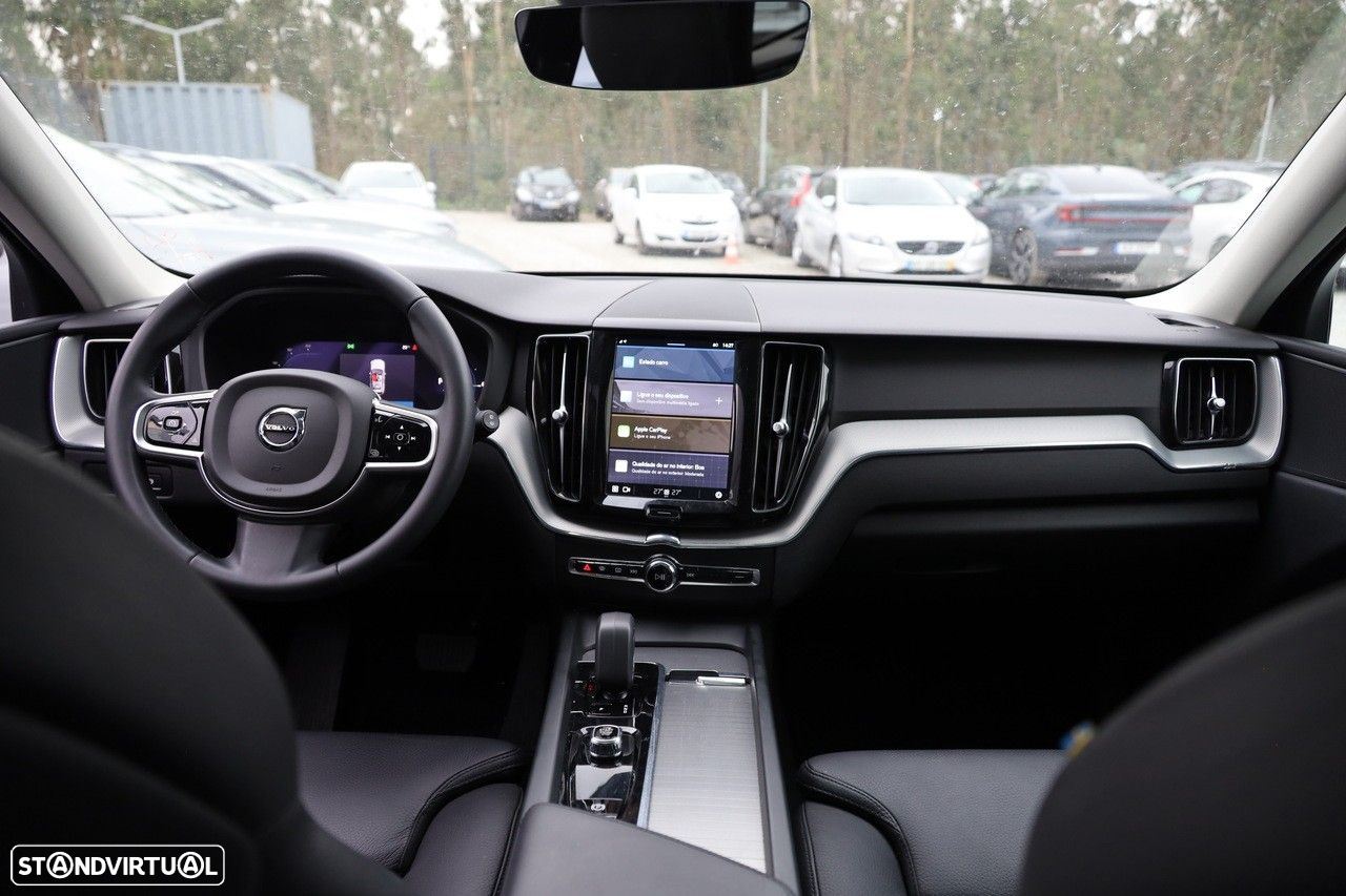 Volvo XC 60 2.0 T6 PHEV Plus Dark AWD - 15