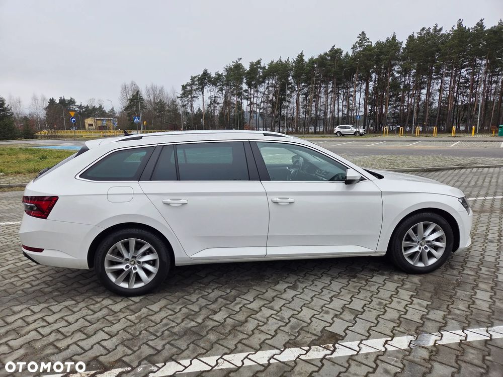 Skoda Superb 2.0 TDI 4x4 Style DSG - 5
