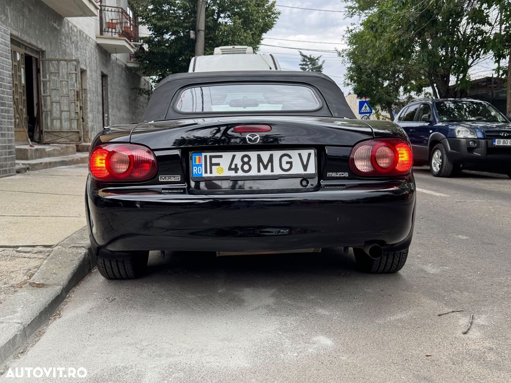 Mazda MX-5 1.8i - 6