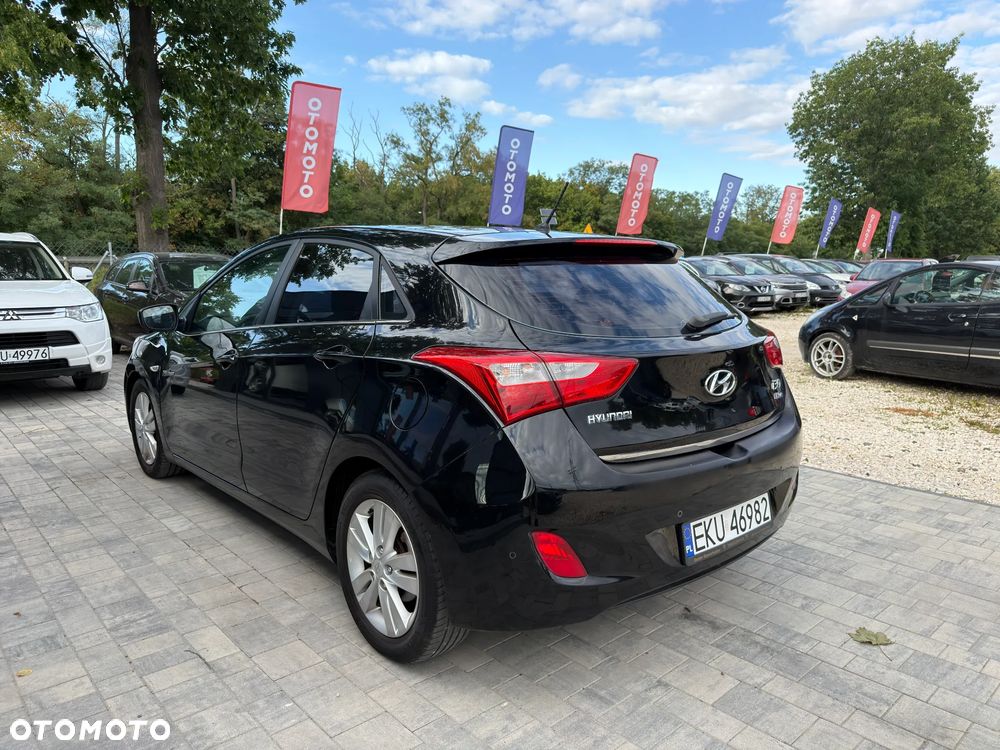 Hyundai i30 1.6 GDI Classic - 14