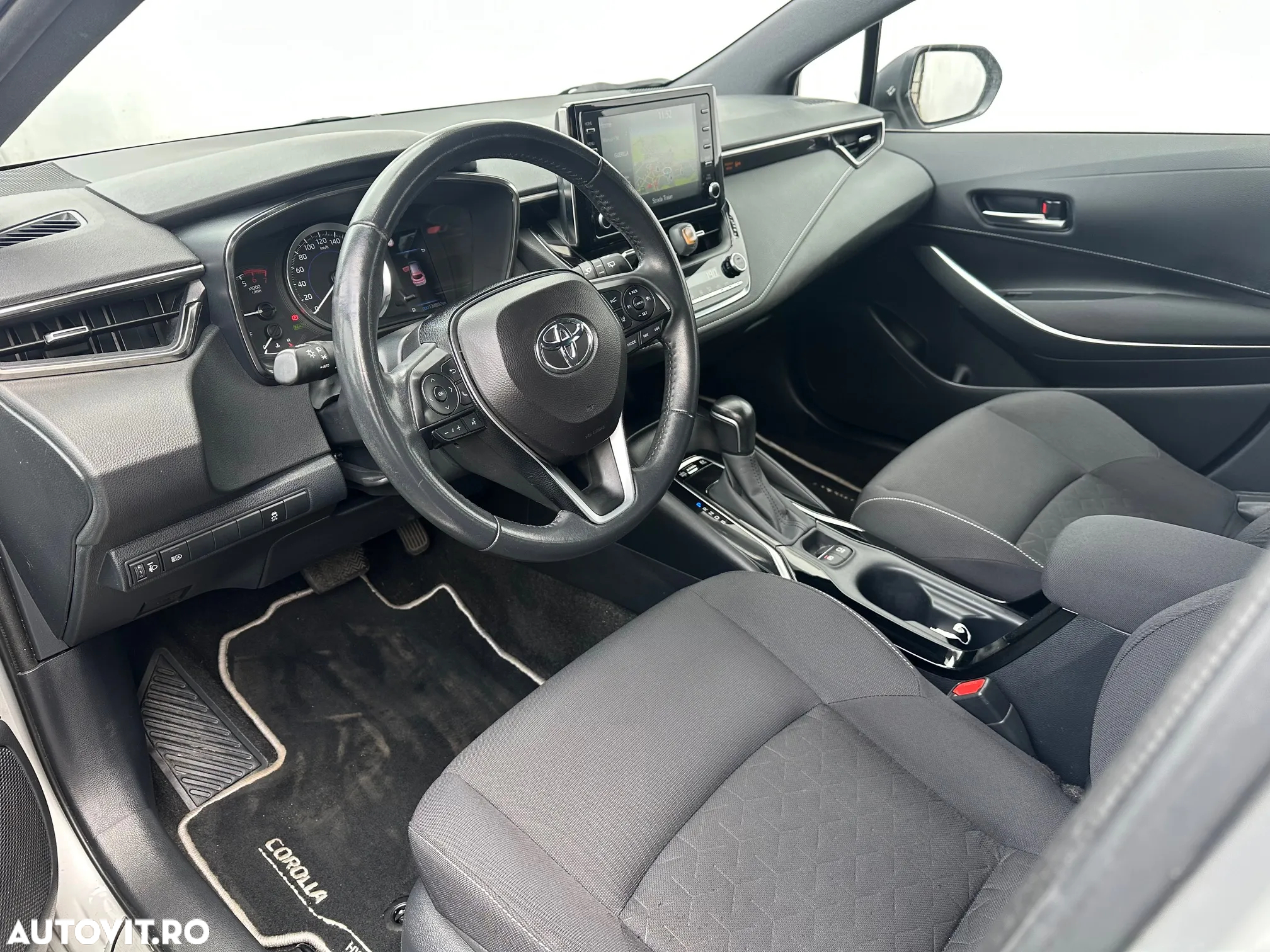Toyota Corolla 1.8 HSD Business - 13
