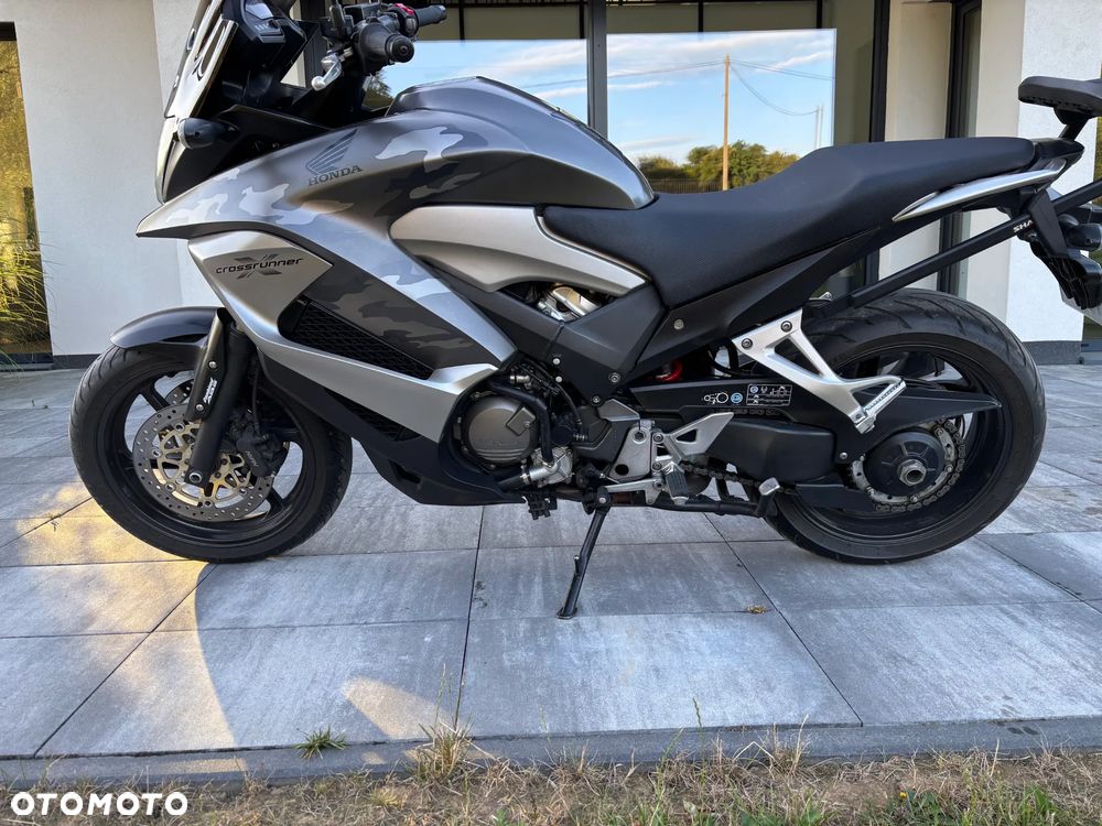 Honda VFR - 6
