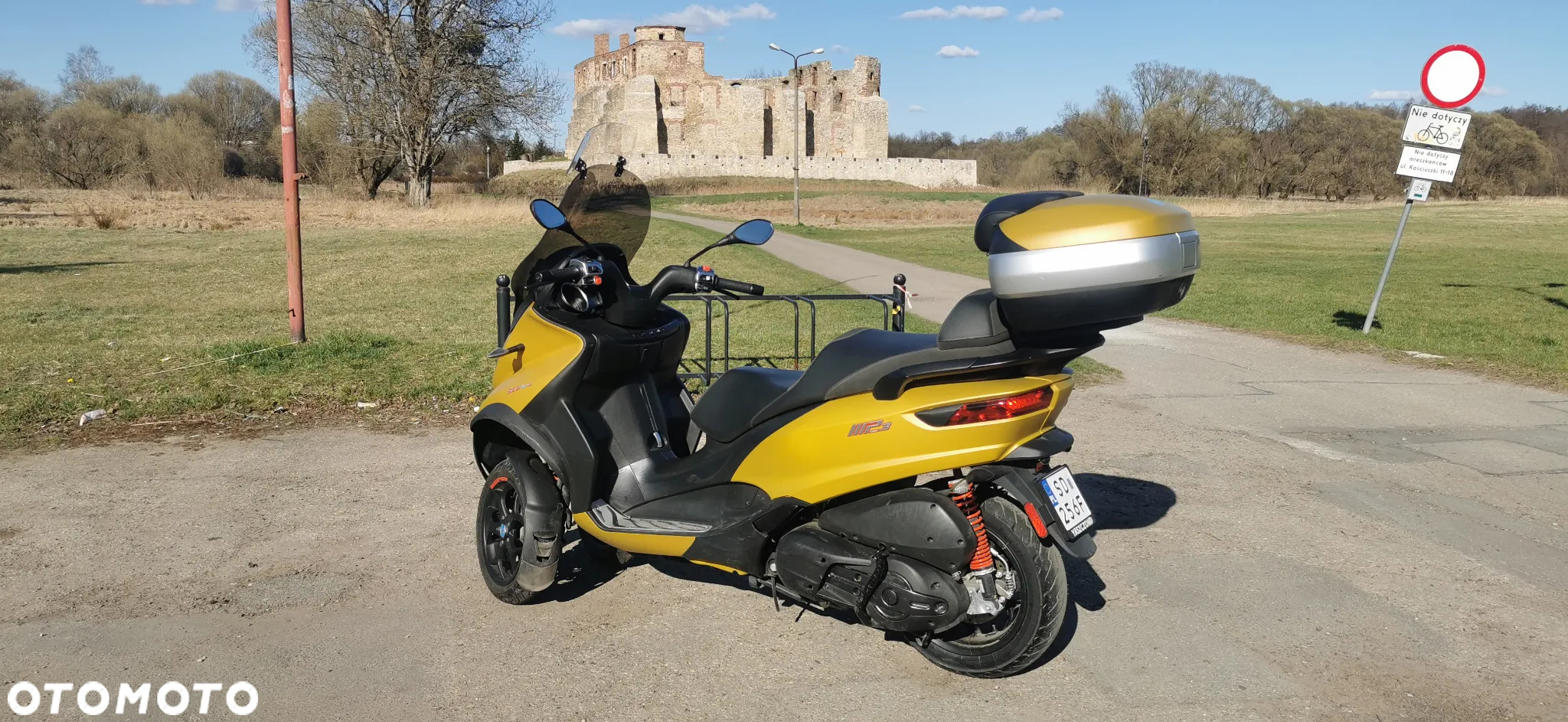 Piaggio MP-3 - 4