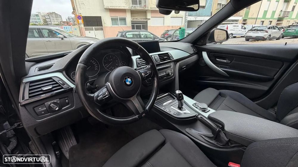 BMW 320 d Auto Line Sport - 15