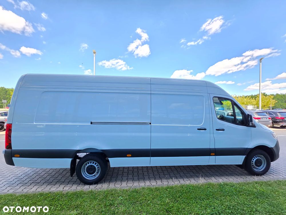 Mercedes-Benz Sprinter 319 CDI Furgon Ekstra Długi 4325+mm - 9
