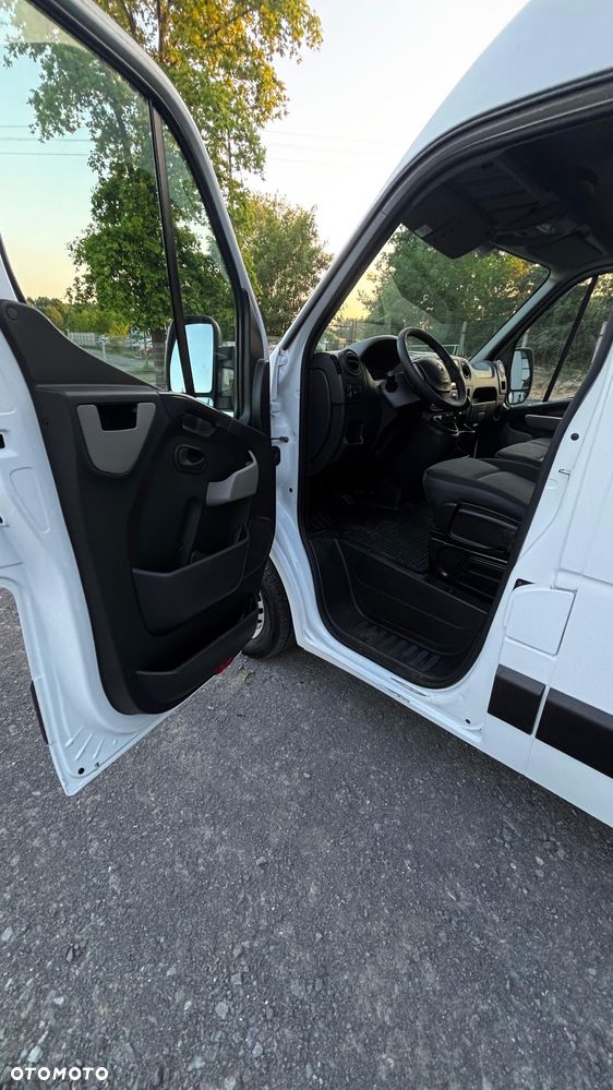 Renault Master L2H2 (średni) - 18